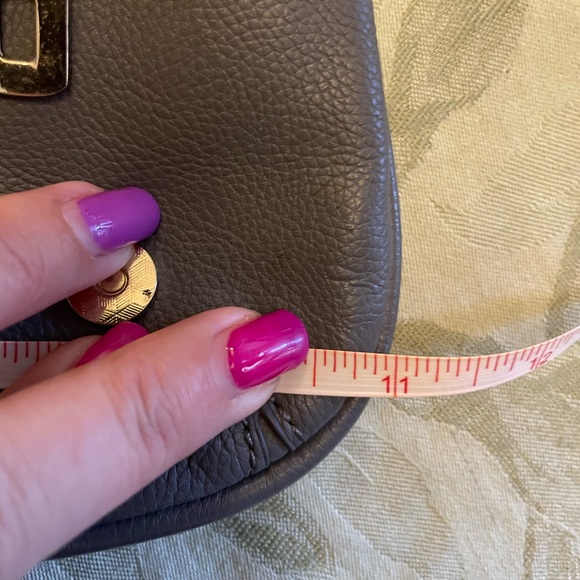 Tory Burch Leather Flap Purse & Convertible Clutch Gray with Gold Chain - Picture 10 of 16